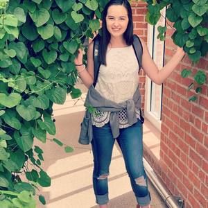 Meet your Posher, Holly